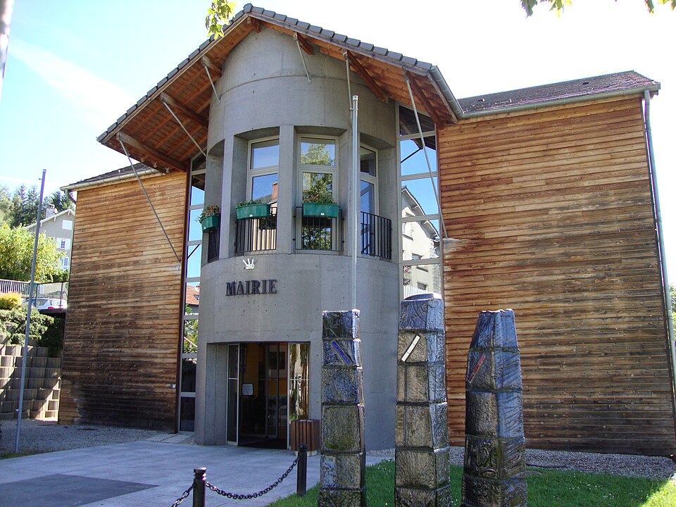 Le Chambon — sur — Lignon (Haute — Loire, Fr) mairie