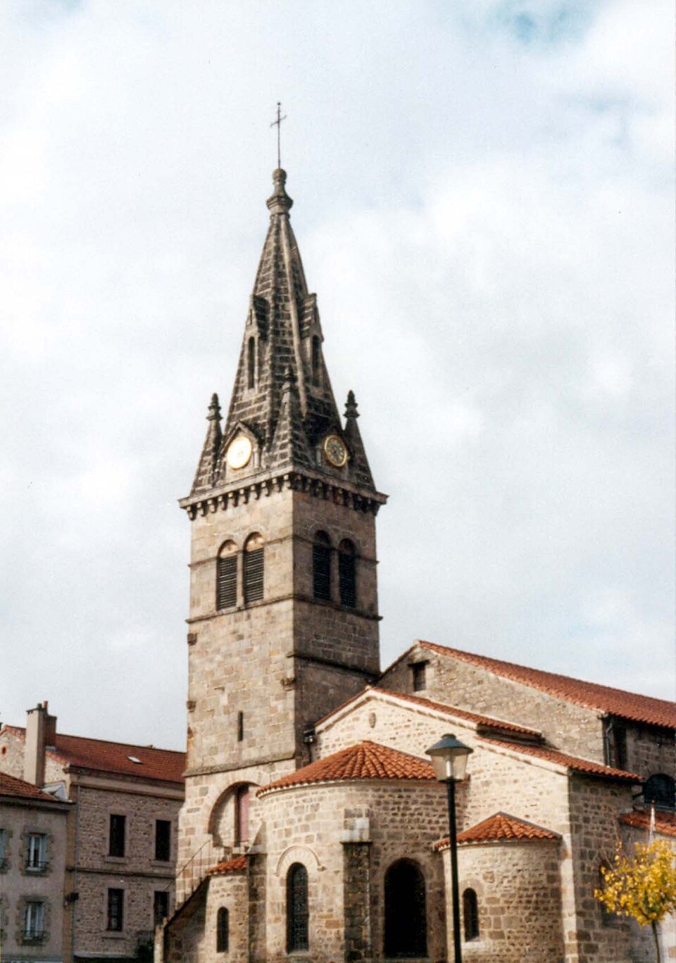 Dunières — église