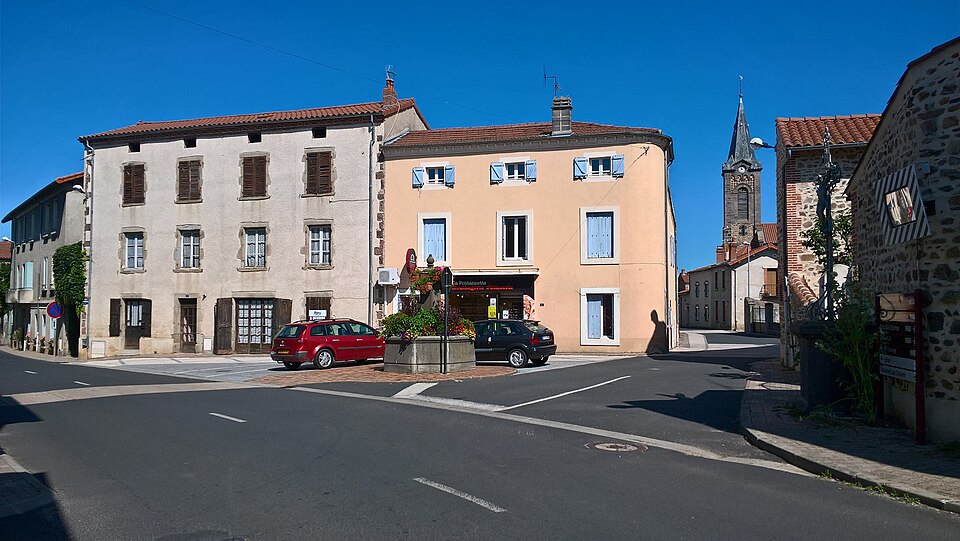 Fontannes, place de la fontaine