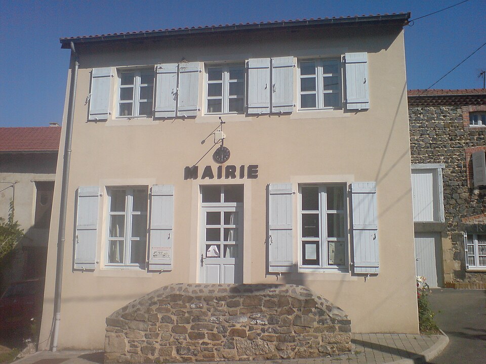 Josat, mairie