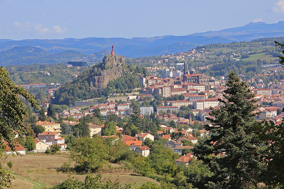 00 0590 Le Puy — en — Velay — Département Haute — Loire