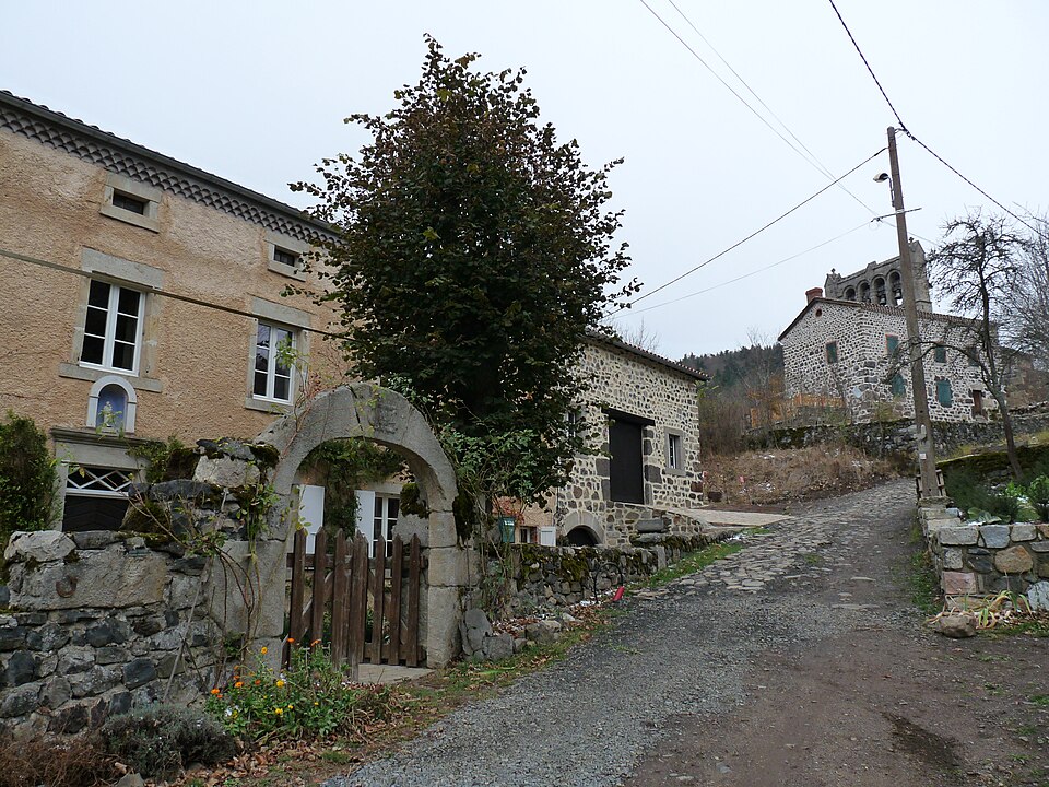 Saint — Arcons — sur — Barges 3