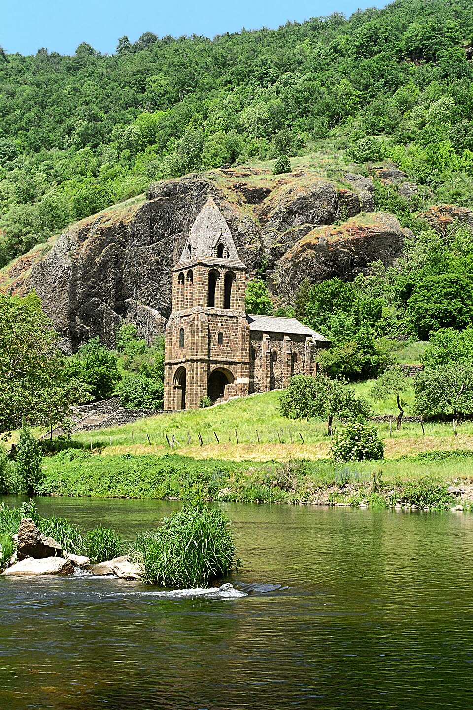 Chapelle Sainte — Marie — des — Chazes 2
