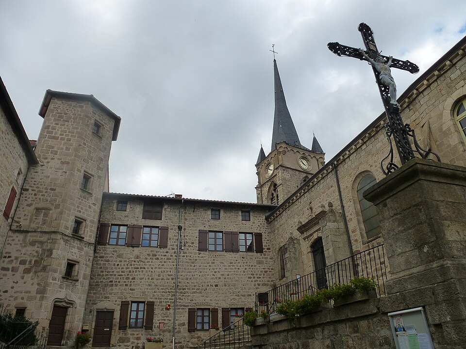 Saint — Pal — de — Chalencon