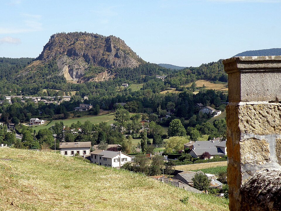 Saint — Julien — Chapteuil Vue générale3