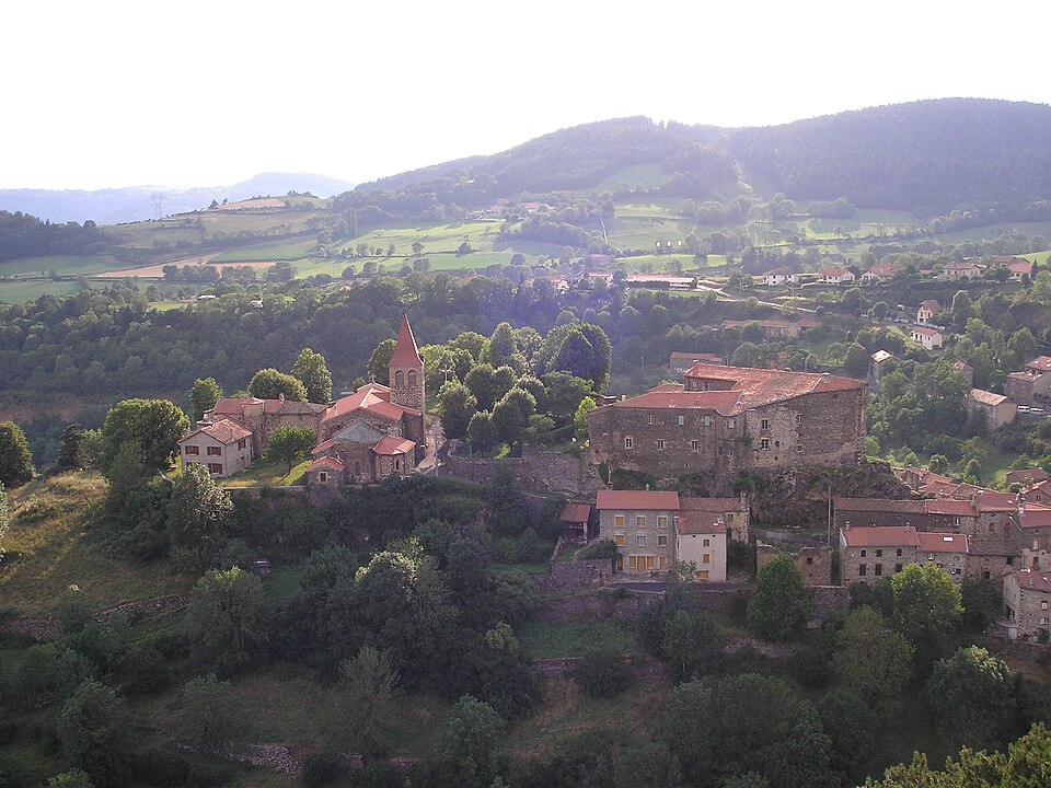 Saint — Privat d'Allier