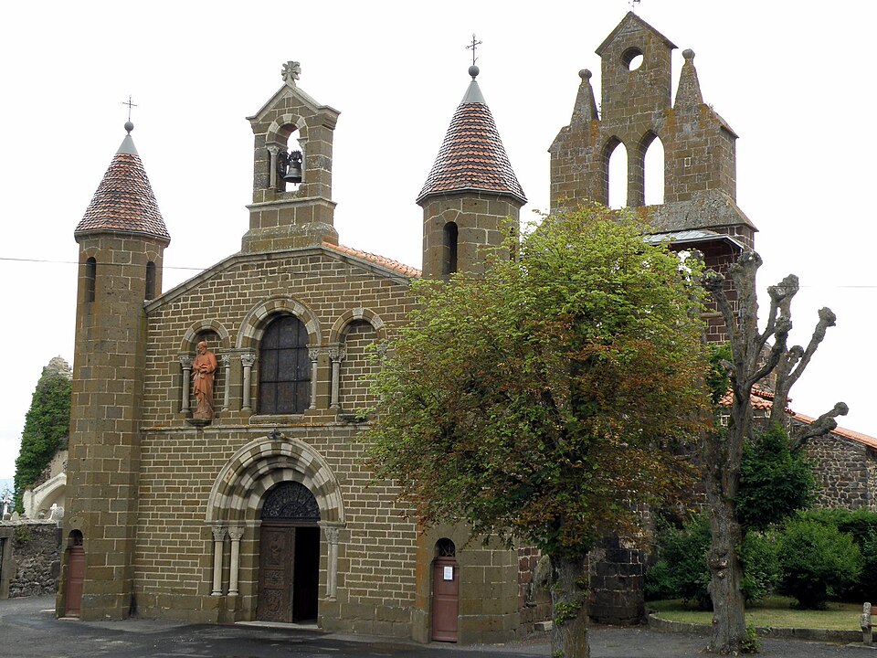 Solignac — sur — Loire Église1
