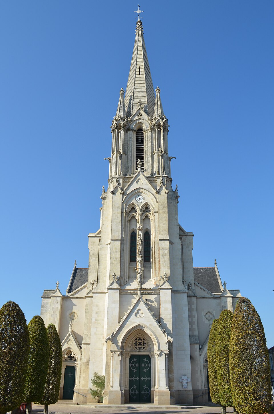 La Chapelle — Basse — Mer — Notre — Dame de l'Assomption (2)