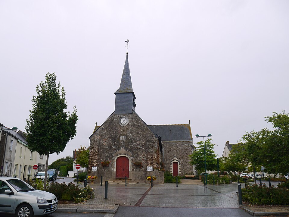 44 Mouzeil église