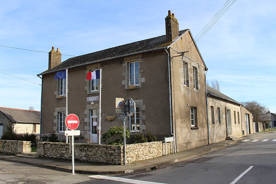 Notre — Dame — des — Landes — Mairie