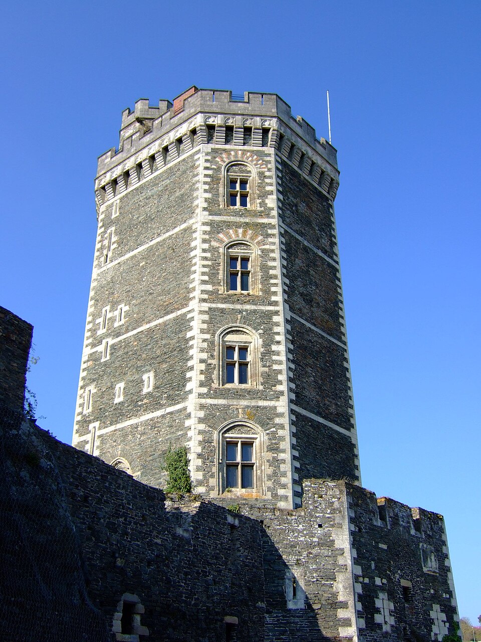 TourOudon