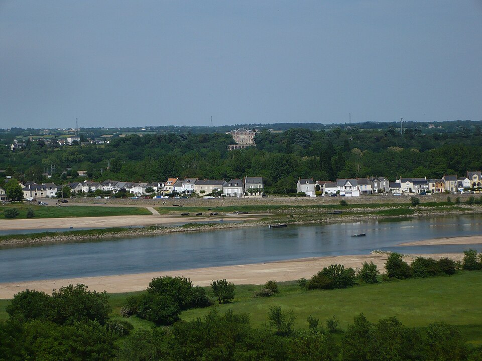 Saint — Florent — Vue de la Loire et des quais de Varades