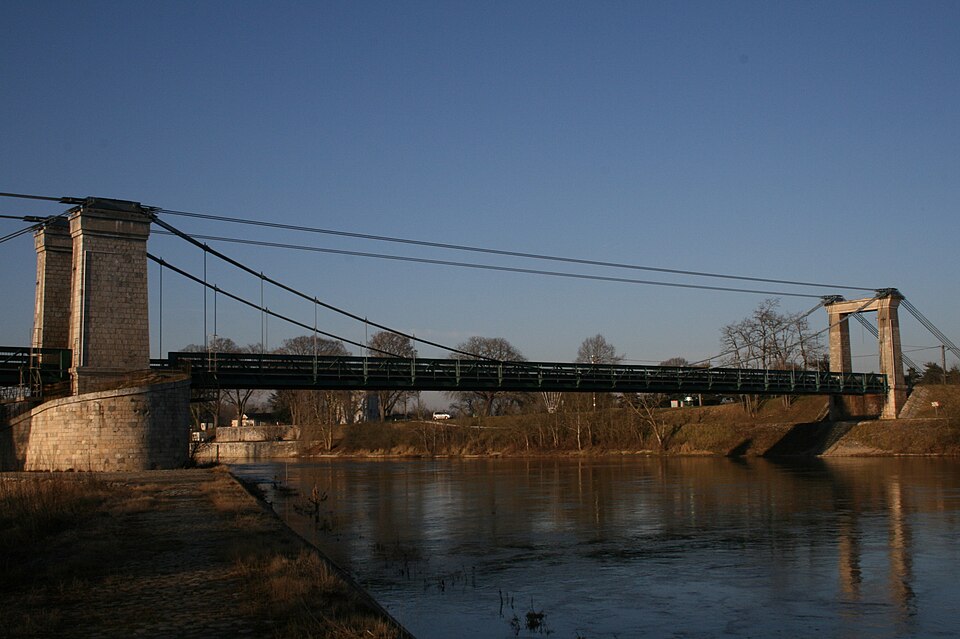 Pont de Châtillon — sur — Loire (22)