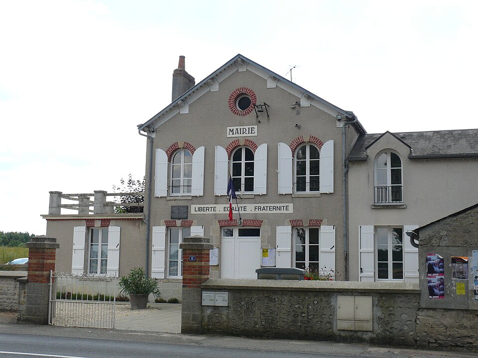 Courcy — aux — Loges — Mairie