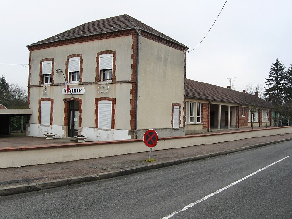 Dammarie — sur — Loing — 03
