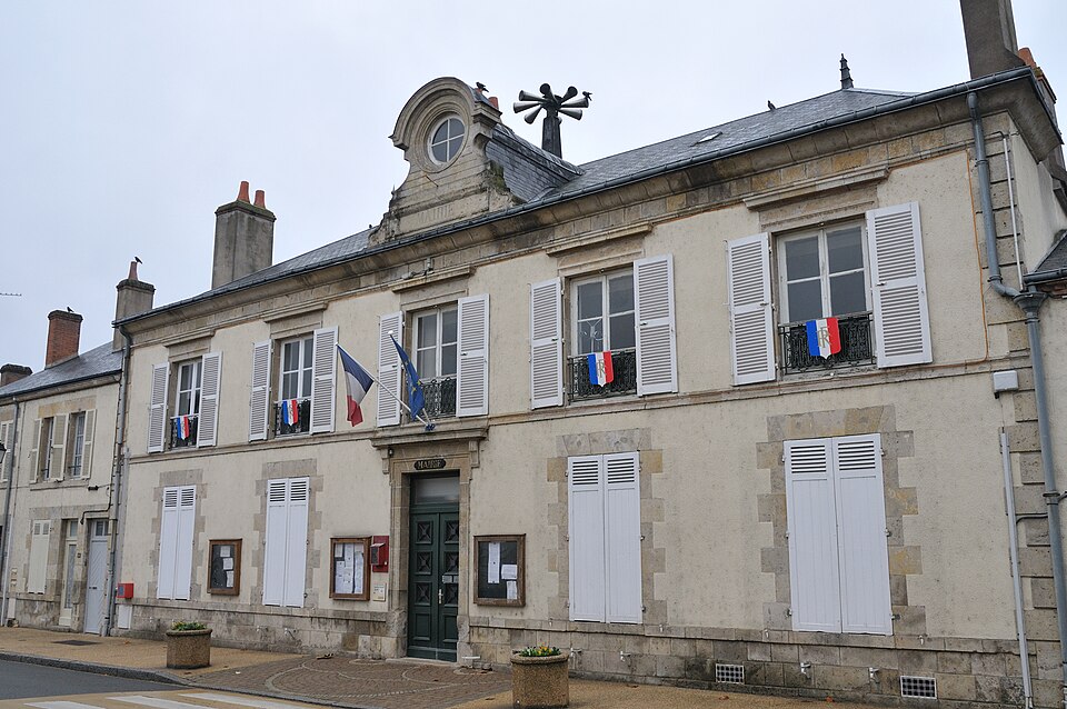 Fay — aux — Loges mairie