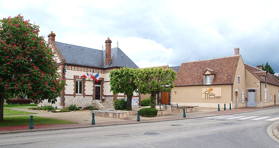 Paucourt — 45 — mairie — 01