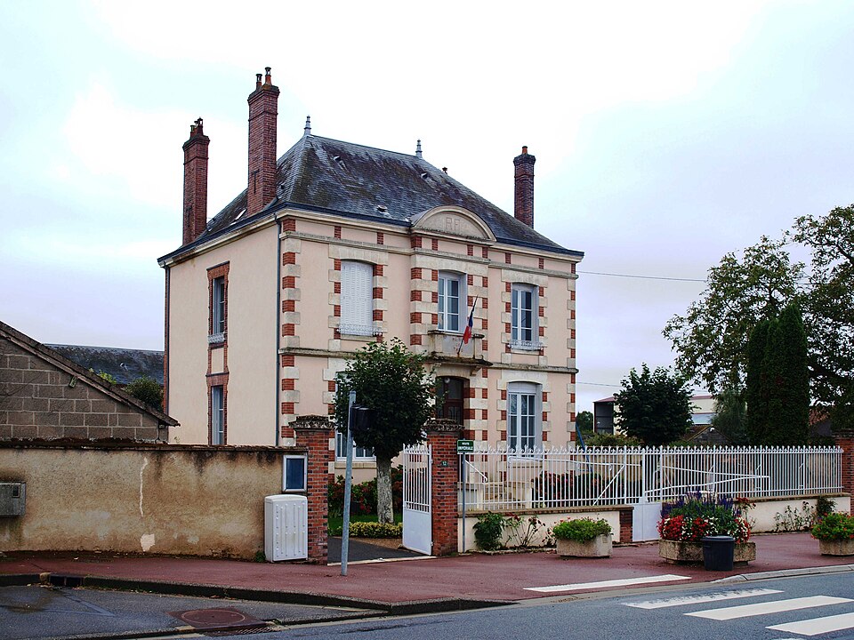 Thou.Loiret — mairie — 01