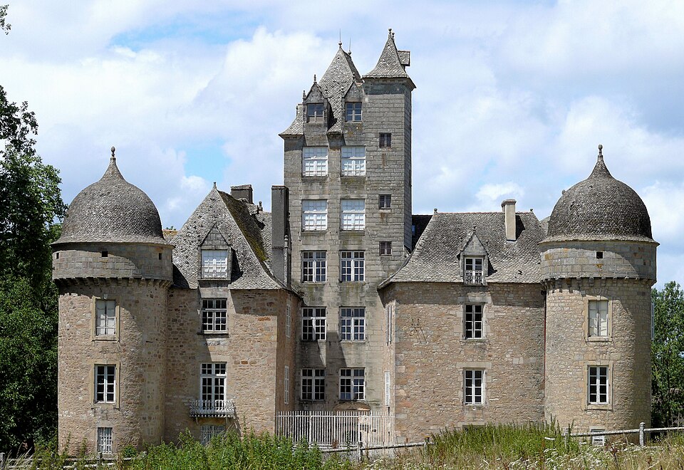 Aynac — Château