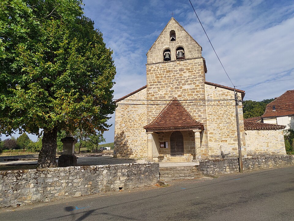 Eglise Saint — Cyr et Sainte — Juliette (front)