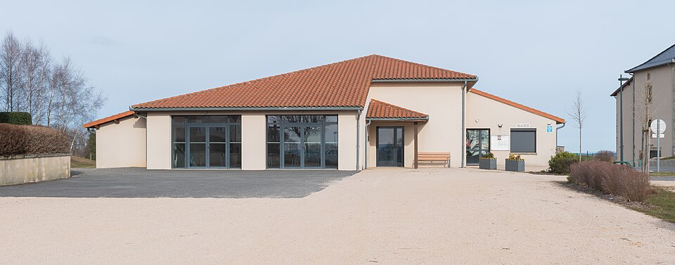 Town hall of Labathude (4)