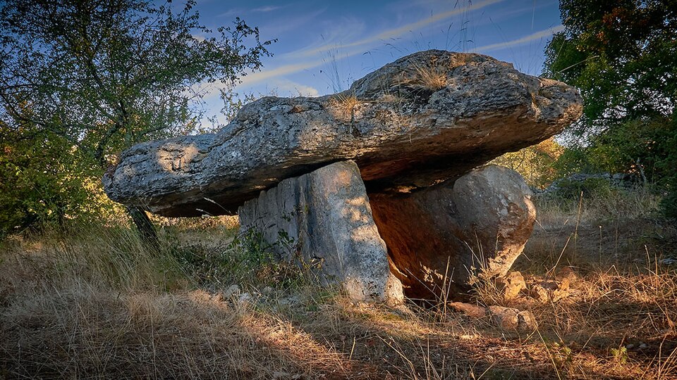 Dolmen 1800 P1090591 C1