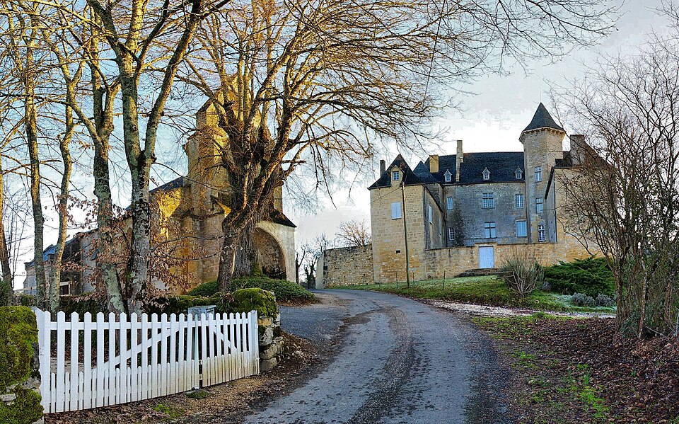 NADAILLAC — DE — ROUGE (Lot) — Église et château