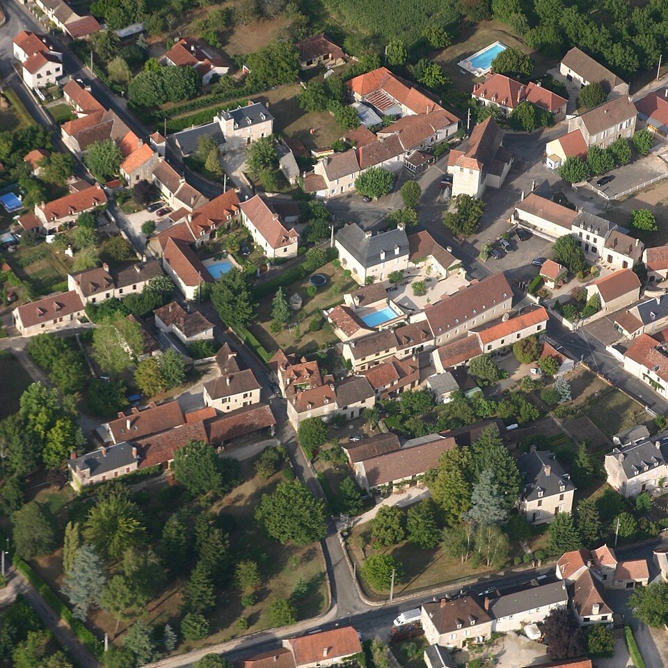 Pinsac vue aérienne 2005