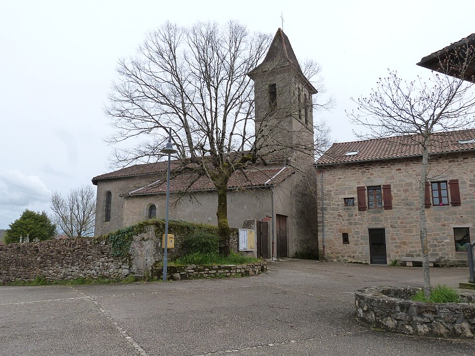L'église Saint — Pierre (Planioles, Lot)