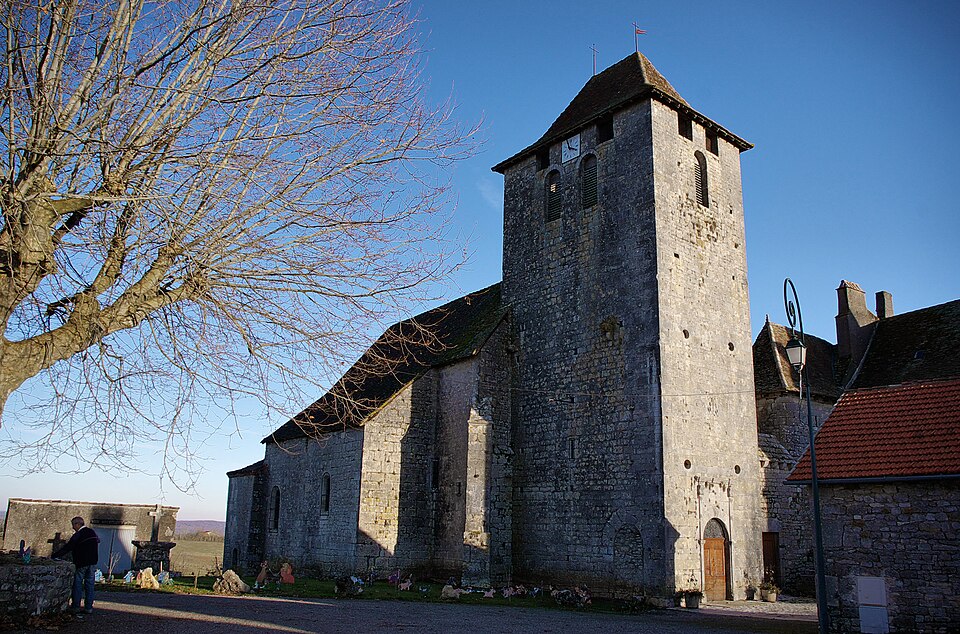 SOULOMES (Lot) — Eglise Sainte — Marie — Madeleine (vue Nord — Ouest)