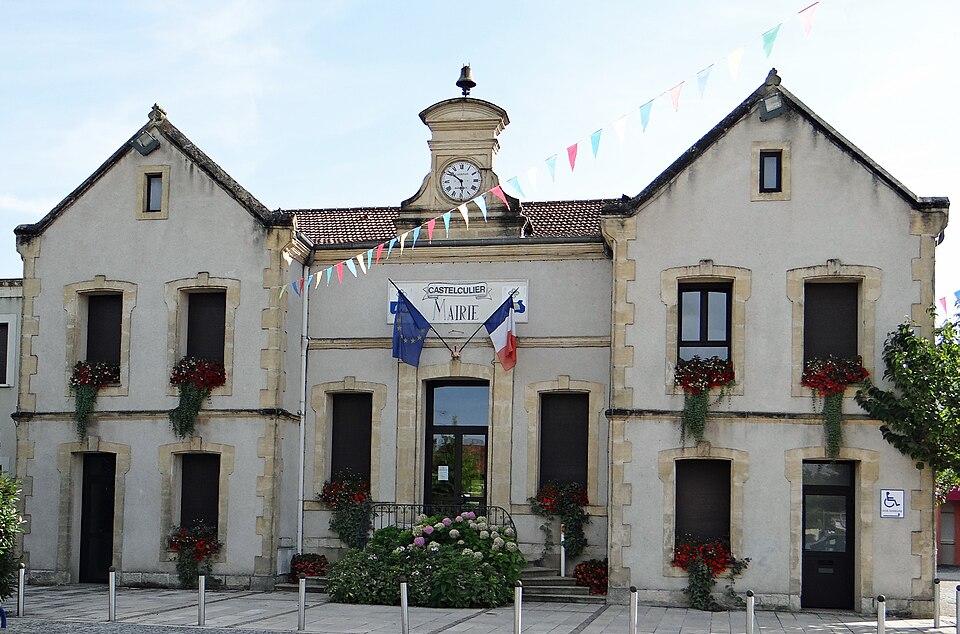 Castelculier — Mairie — 1