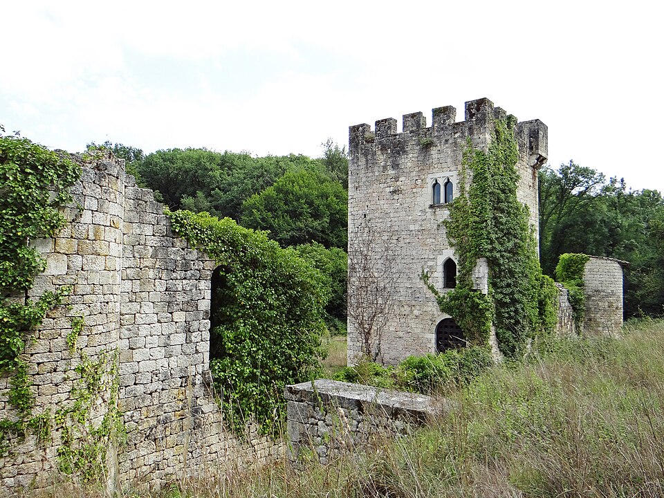 Castella (Lot — et — Garonne) — Château de Fontirou — 3