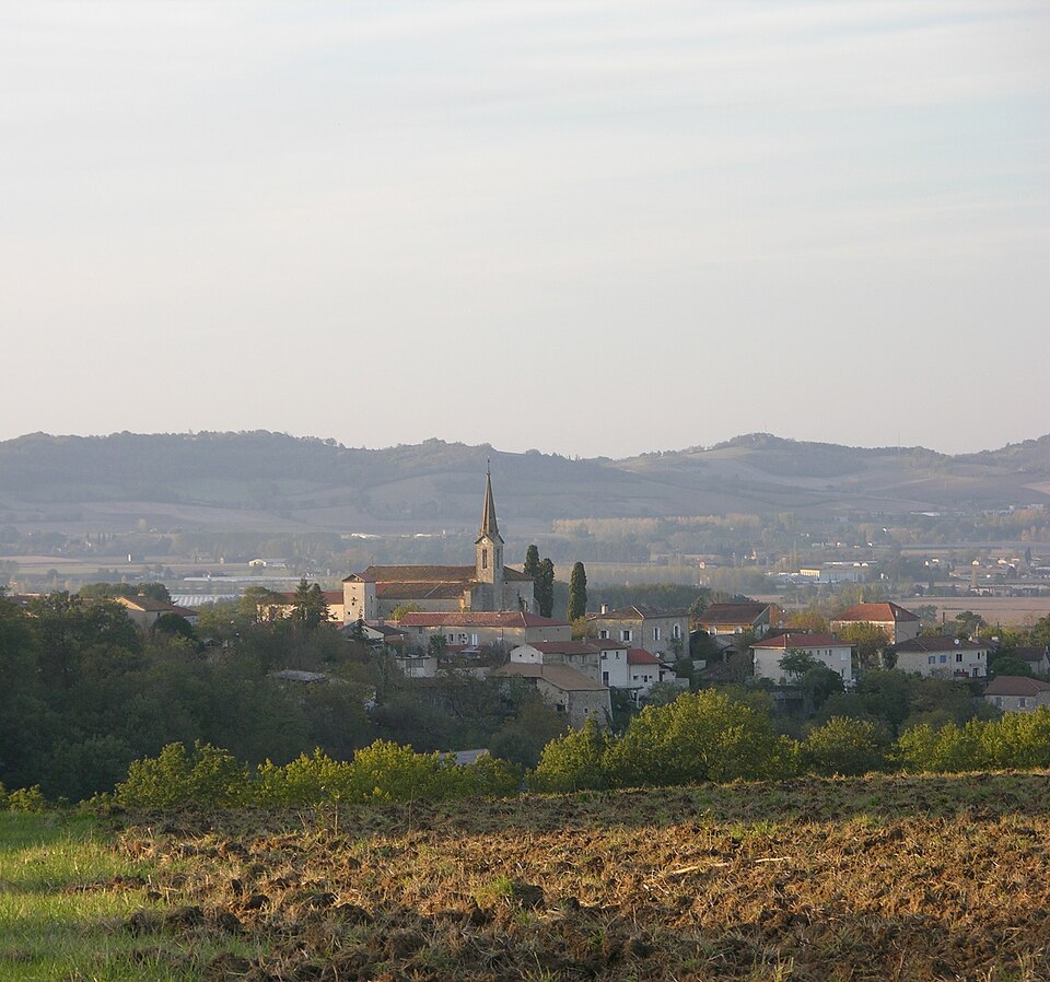 Galapian Panorama