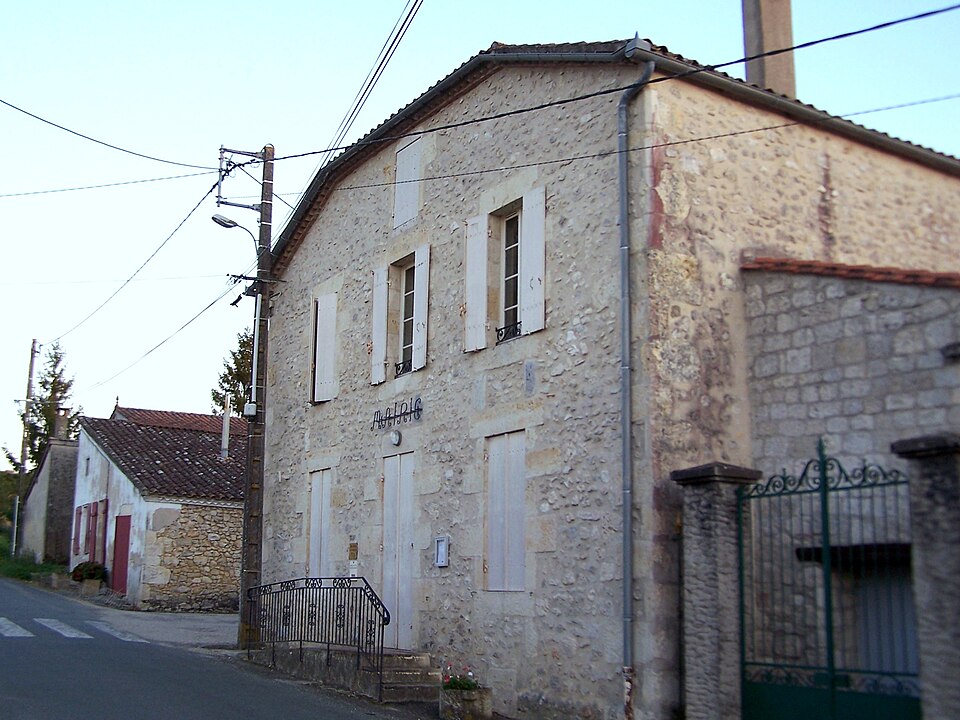 Labastide — Castel — Amouroux Mairie