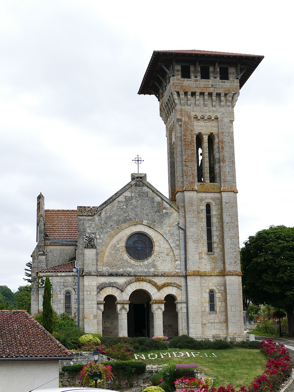 Nomdieu — Église Saint — Jean — Baptiste — 1