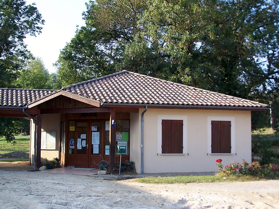 Sainte — Colombe — de — Duras Mairie