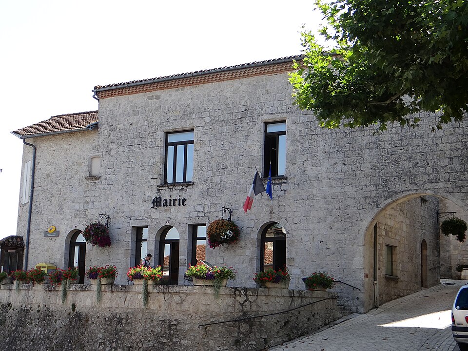 Sainte — Colombe — en — Bruilhois 03