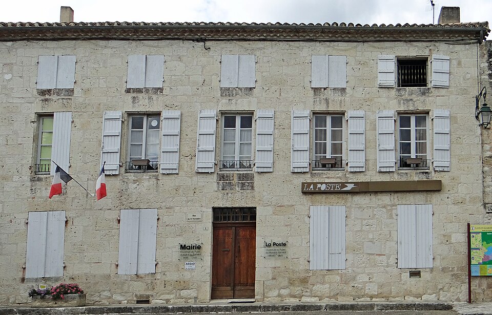 Saint — Maurin — La mairie