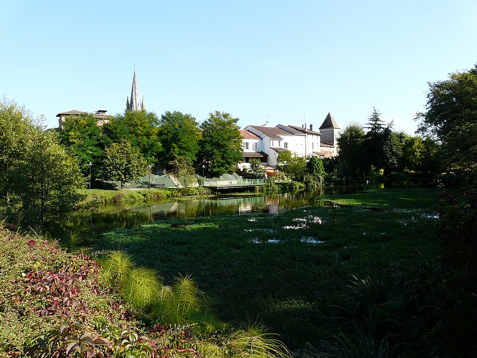 Le Temple — sur — Lot