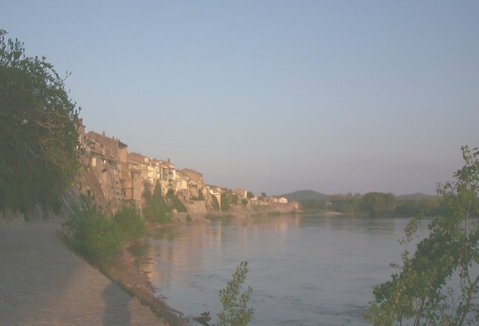 Tonens — garona