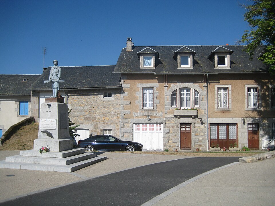 Place d'Albaret — le — Comtal