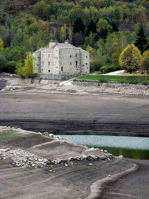 Chateaucastanet
