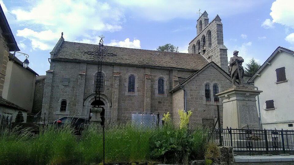 Église de Saint — Denis — en — Margeride