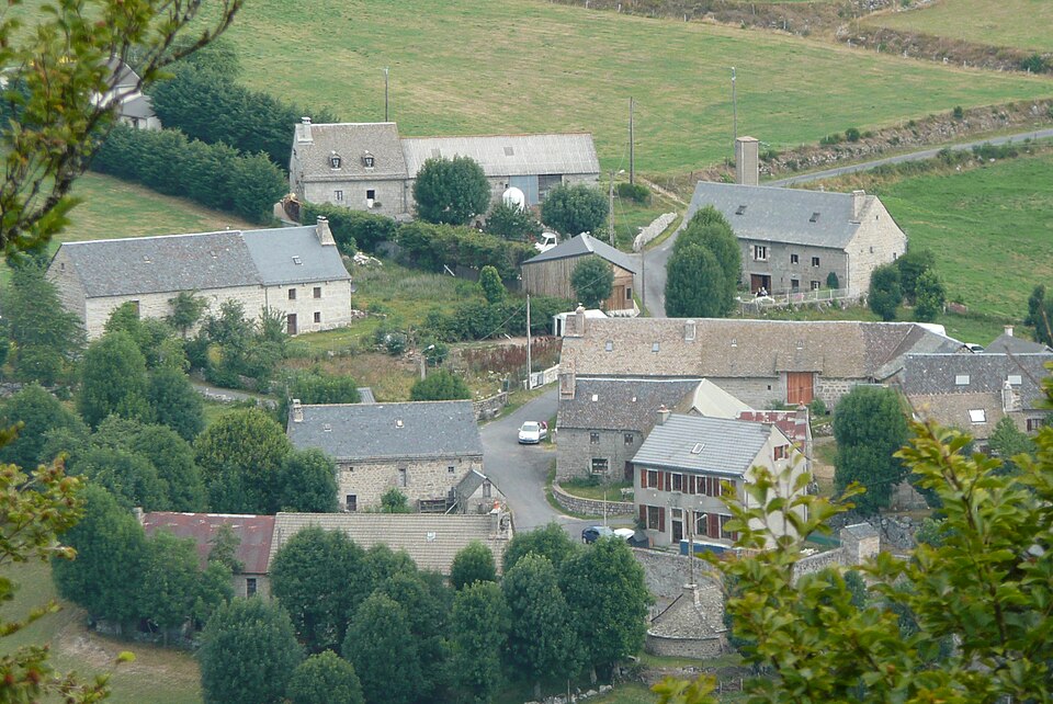 Vue de Saint-Laurent-de-Veyrès