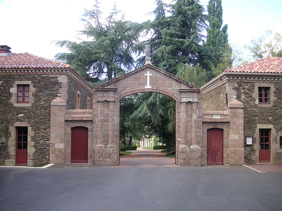 BelleFontaine01