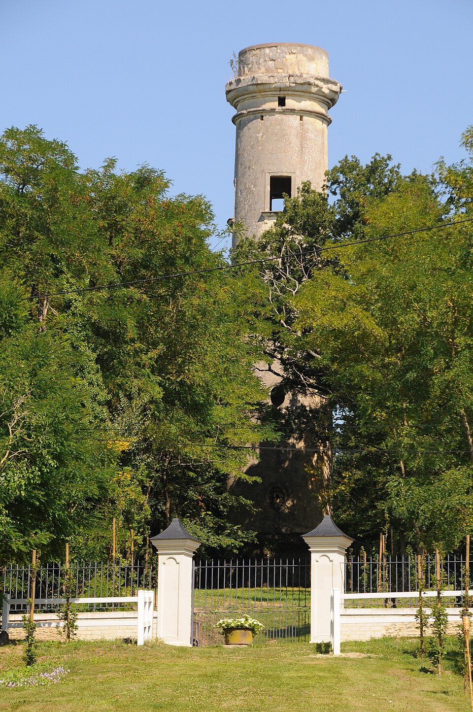 La tour de Cornillé
