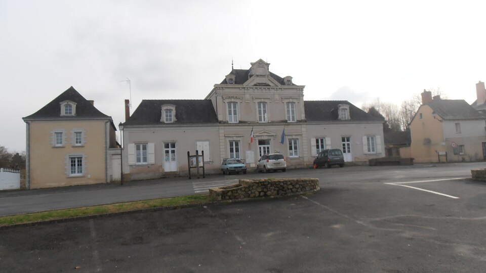 Juvardeil 01