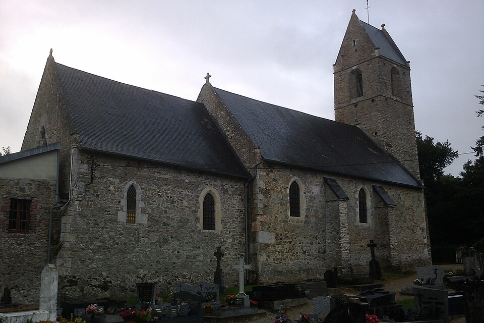 Montreuil — sur — Lozon — Église