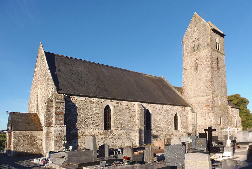 FranceNormandieMoonSurElleEglise2