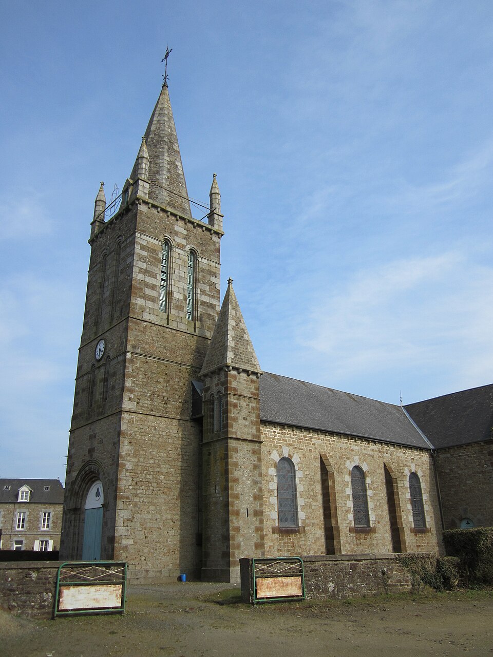 Église Saint — Léonard de Reffuveille (2)